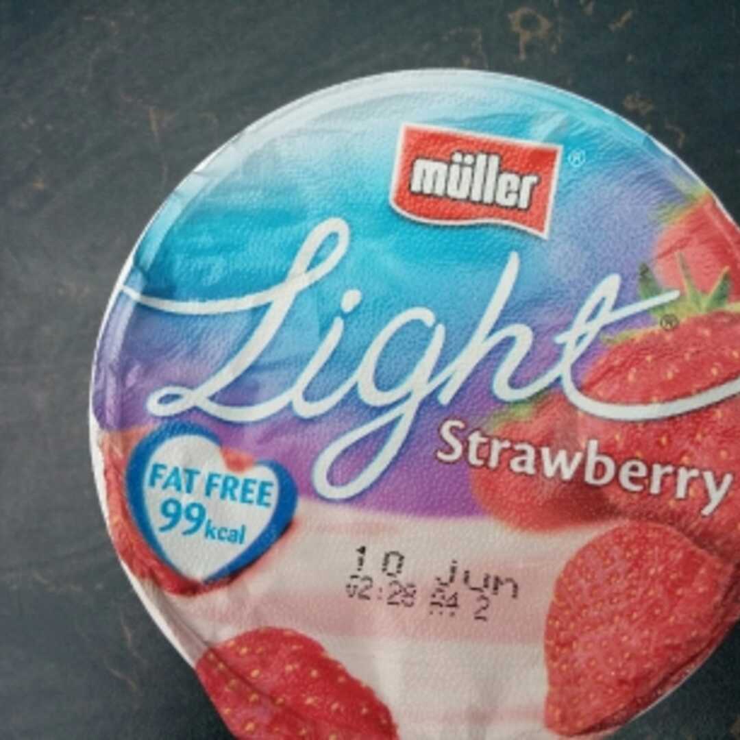 Muller Light Fat Free Strawberry Yogurt