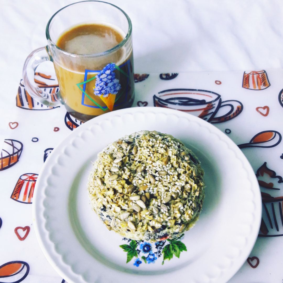 тарелка овсянки калории. калорий в овсяной каше. овсяная каша на воде 100 грамм. творог с орехами после тренировки.