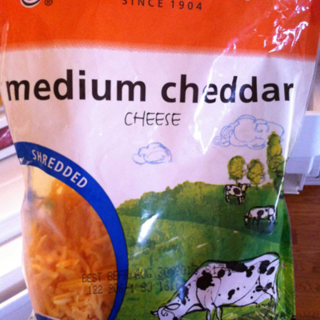 Lucerne Medium Cheddar Cheese
