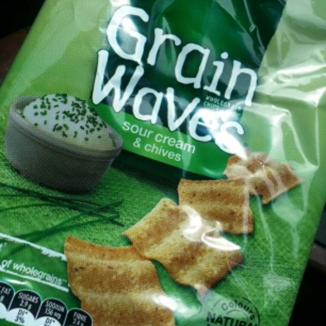 Grain Waves Sour Cream & Chives Wholegrain Chips