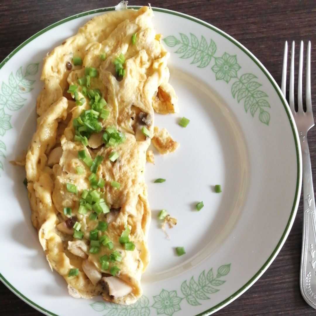 Omlet lub Jajecznica z Grzybami
