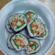 Sushi dengan Sayuran yang Digulung dengan Rumput Laut
