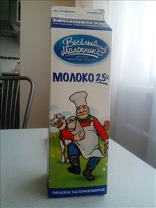 Веселый Молочник Молоко 2,5%