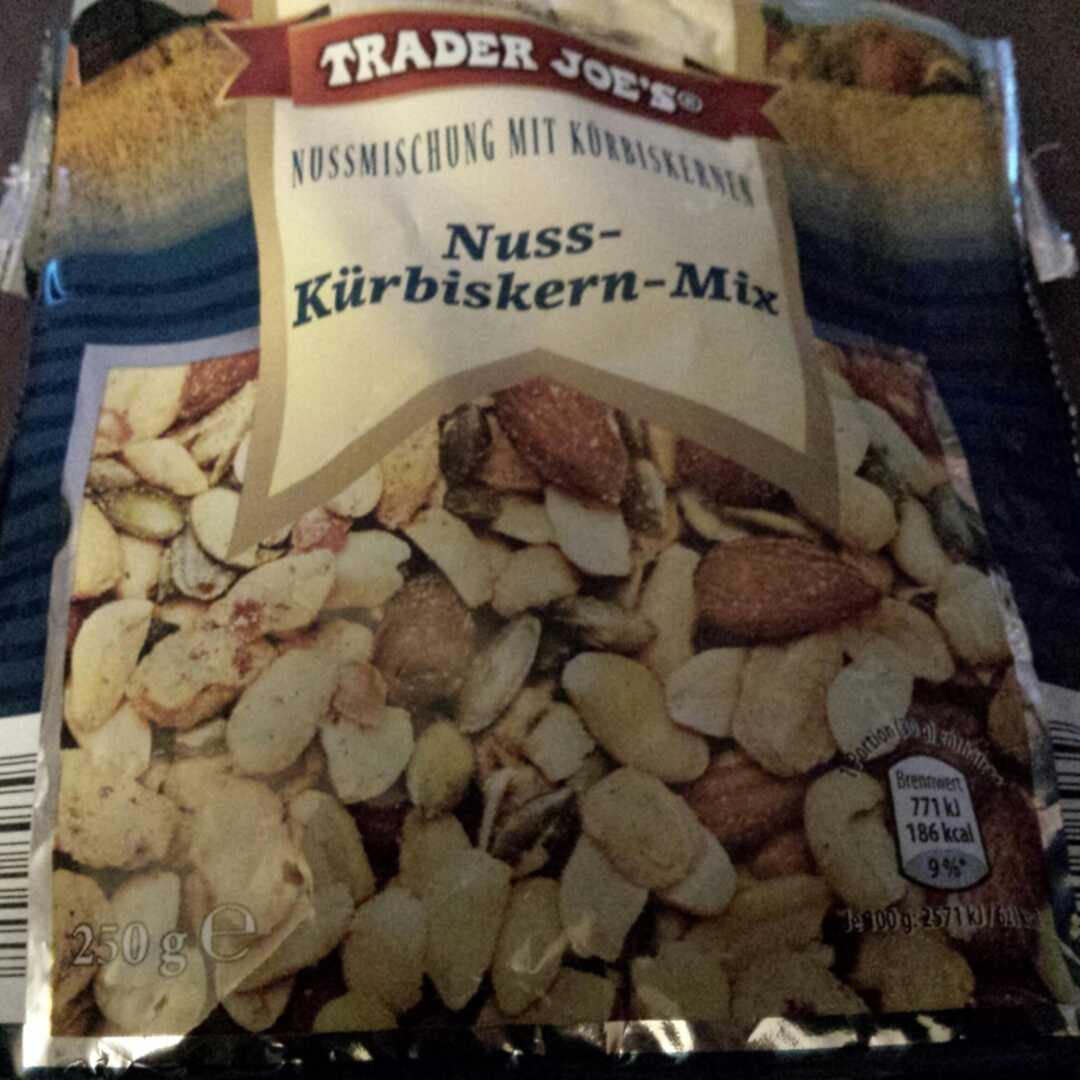 Trader Joe's  Nuss-Kürbiskern-Mix