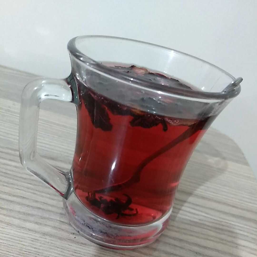 Bitkisel Çay (Papatya Hariç, Demlenmiş)