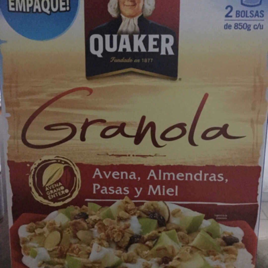 Quaker Granola con Avena, Almendras y Miel