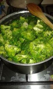 Broccoli Cotti (da Freschi, senza Aggiunta di Grassi in Cottura)