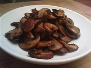 Gekochte Pilze (mit Fett gekocht)