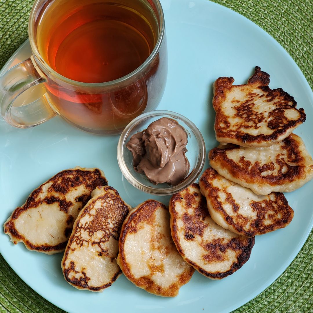 Овсяные оладьи с арахисовой пастой