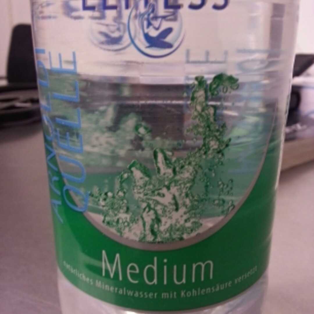 Wasser (in Flaschen)
