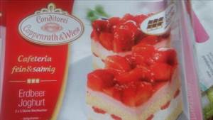 Coppenrath & Wiese Erdbeer-Joghurt-Blechkuchen