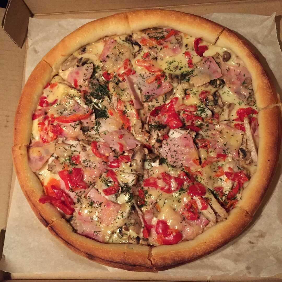 Пицца с Мясом и Овощами