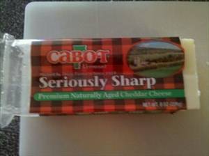 Cabot Naturally Aged Seriously Sharp Hunter's Favorite Vermont Cheddar Cheese