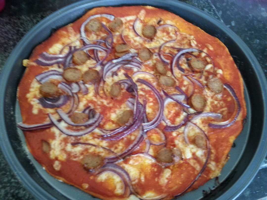 Red Onion & Sausage Pizza