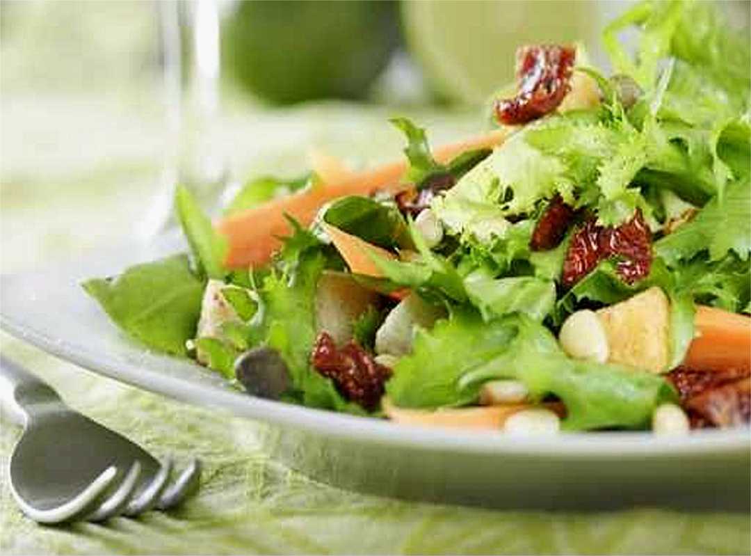 Green Salad with Lemony Dressing