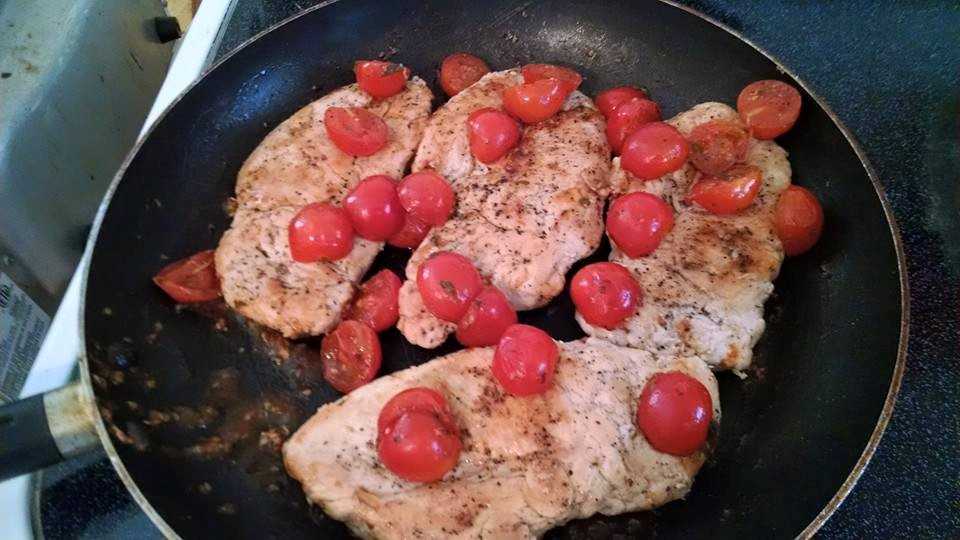 Chicken with Cherry Tomatoes