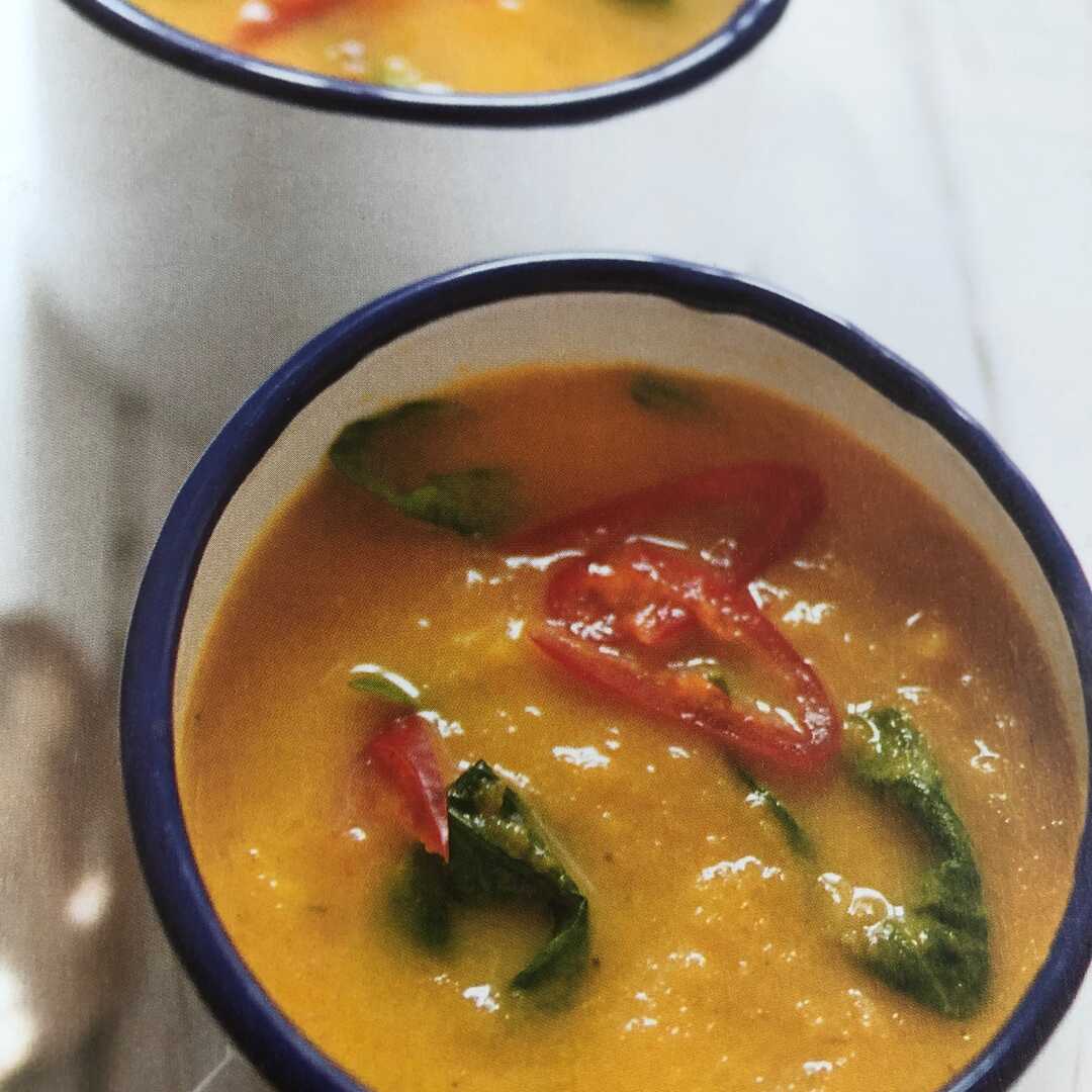 Chili Carrot and Spinach Soup