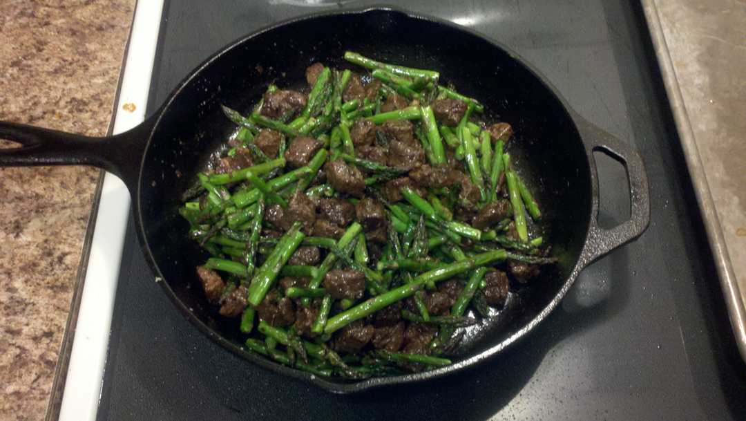 Spicy Asparagus Beef