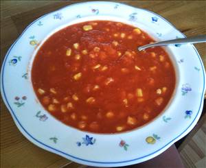 Tomaten-Mais-Suppe