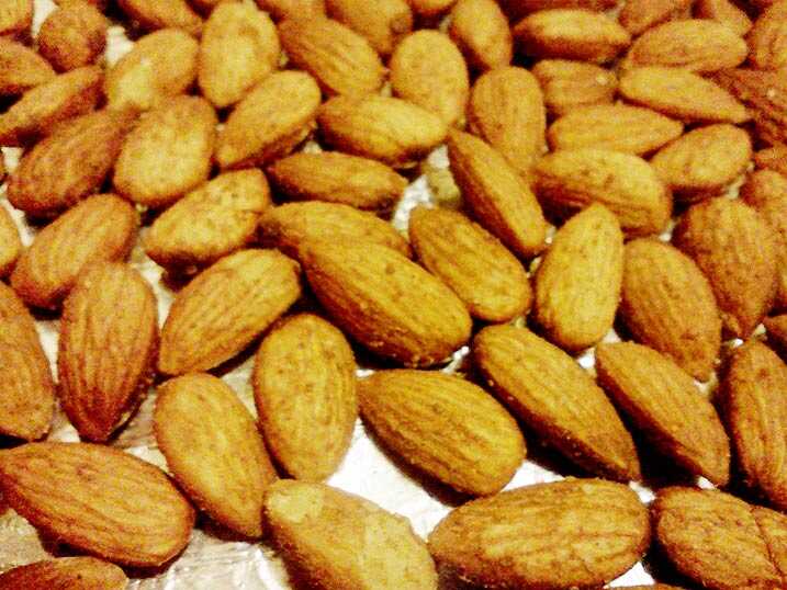 Ginger Almonds
