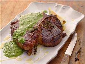 Tuscan Steak With Creamed Spinach