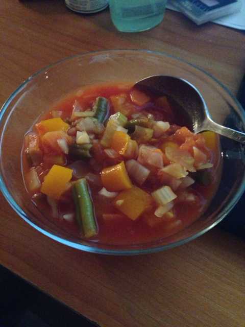 Холодный суп из сельдерея и томата