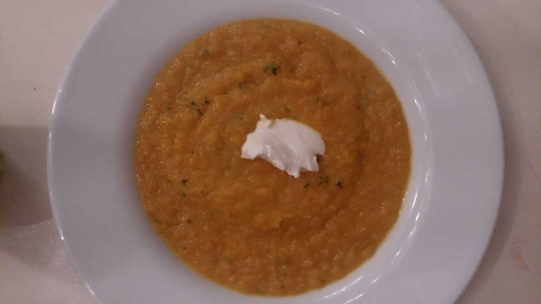 Karotten-Curry Suppe mit Ingwer