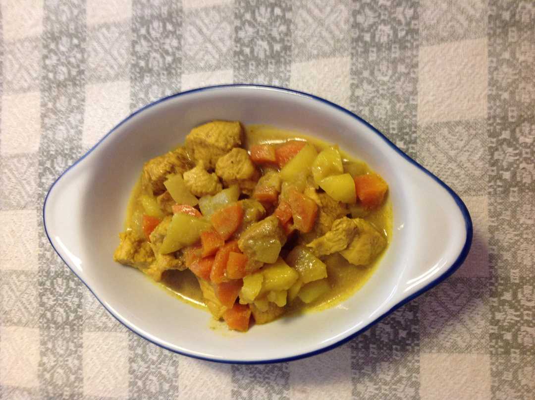 Pollo con Verdure e Curry